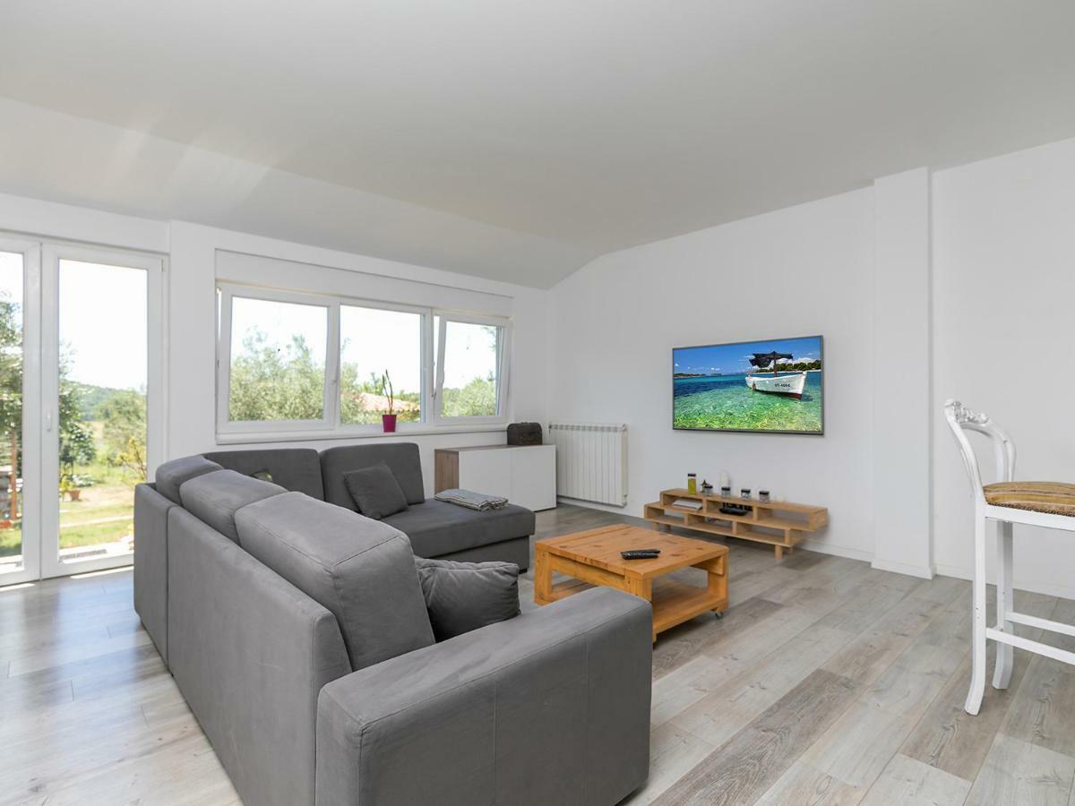 Oliver Art Apartment Poreč Buitenkant foto