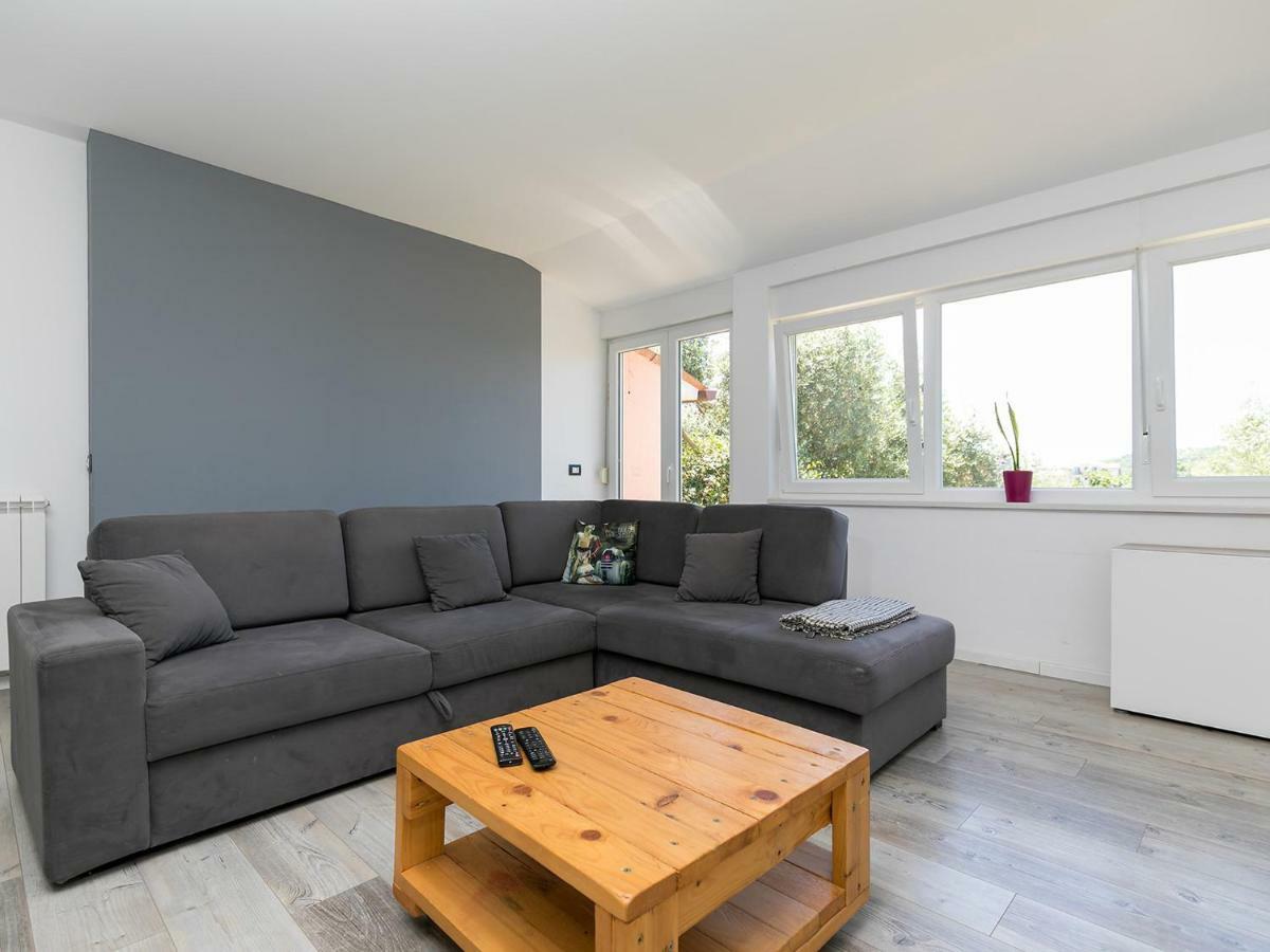 Oliver Art Apartment Poreč Buitenkant foto