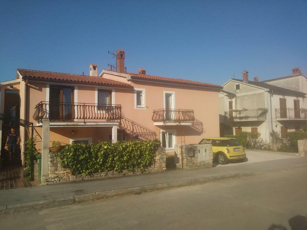 Oliver Art Apartment Poreč Buitenkant foto